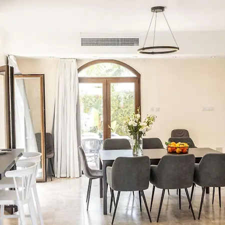 Sunnyvillas: 4br Seafront Villa*private Pool*bw44 Villa